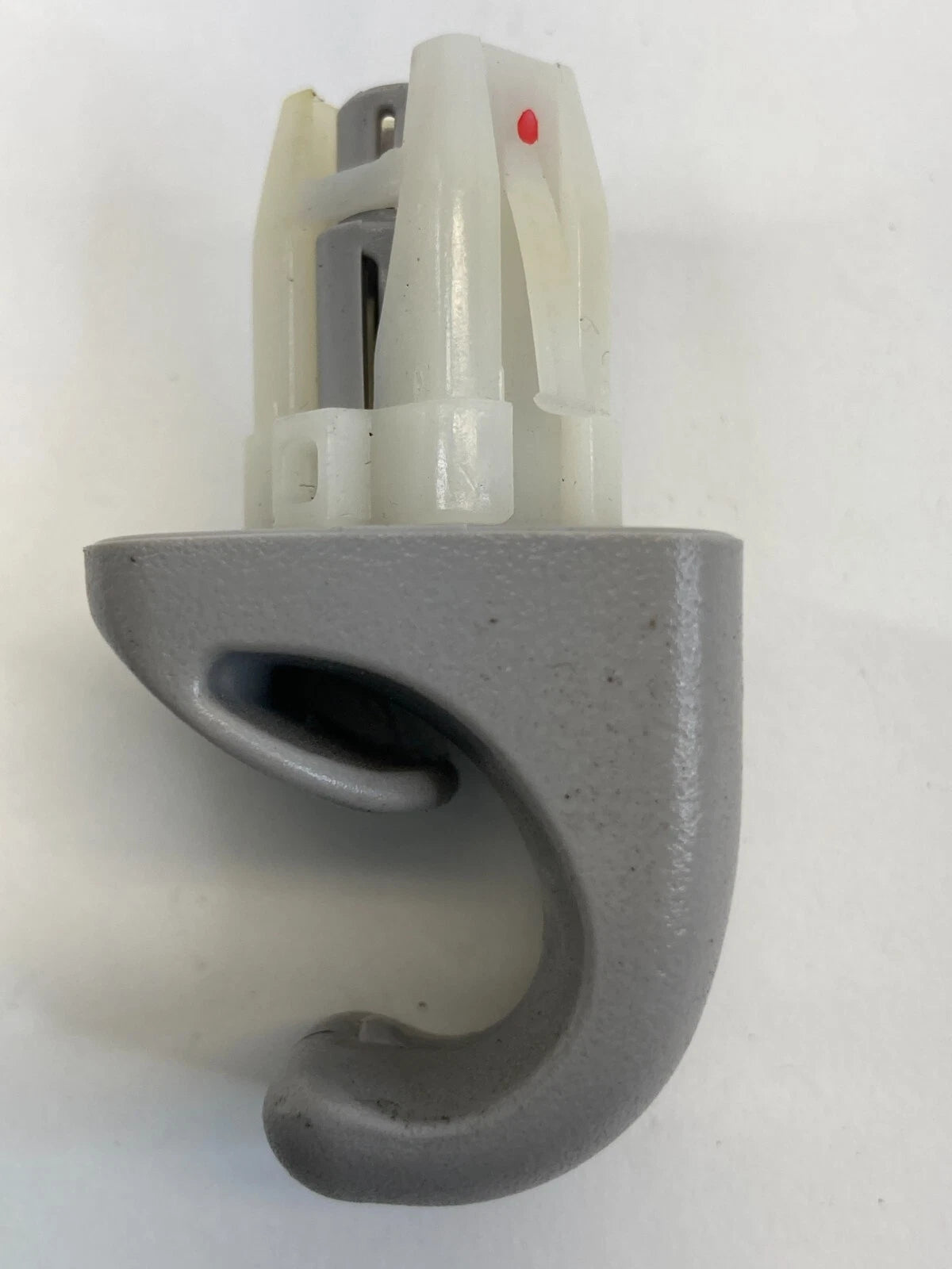 2004-2009 TOYOTA PRIUS FRONT LEFT SUN VISOR RETAINER SUNVISOR HOLDER CLIP OEM