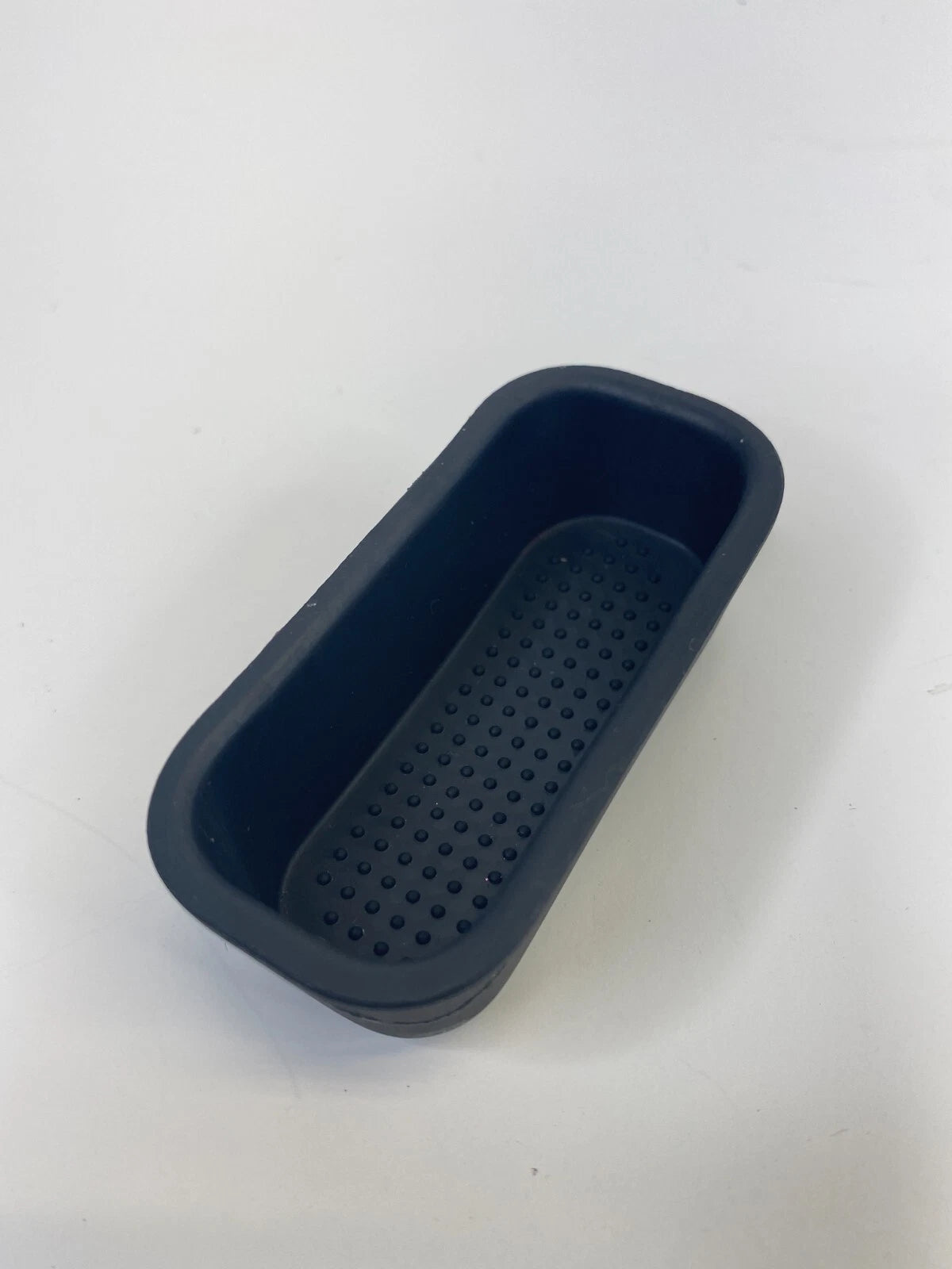 2007-2009 SUZUKI XL-7 XL7 CENTER CONSOLE CUP HOLDER MAT LINER RUBBER INSERT OEM