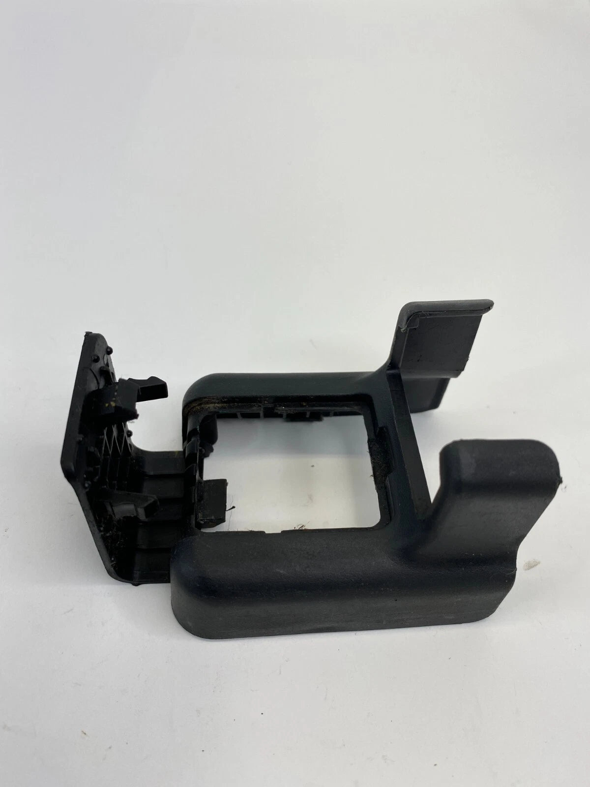 2011-2014 HYUNDAI SONATA SEAT TRACK FLOOR BOLT COVER TRIM END CAP BEZEL OEM