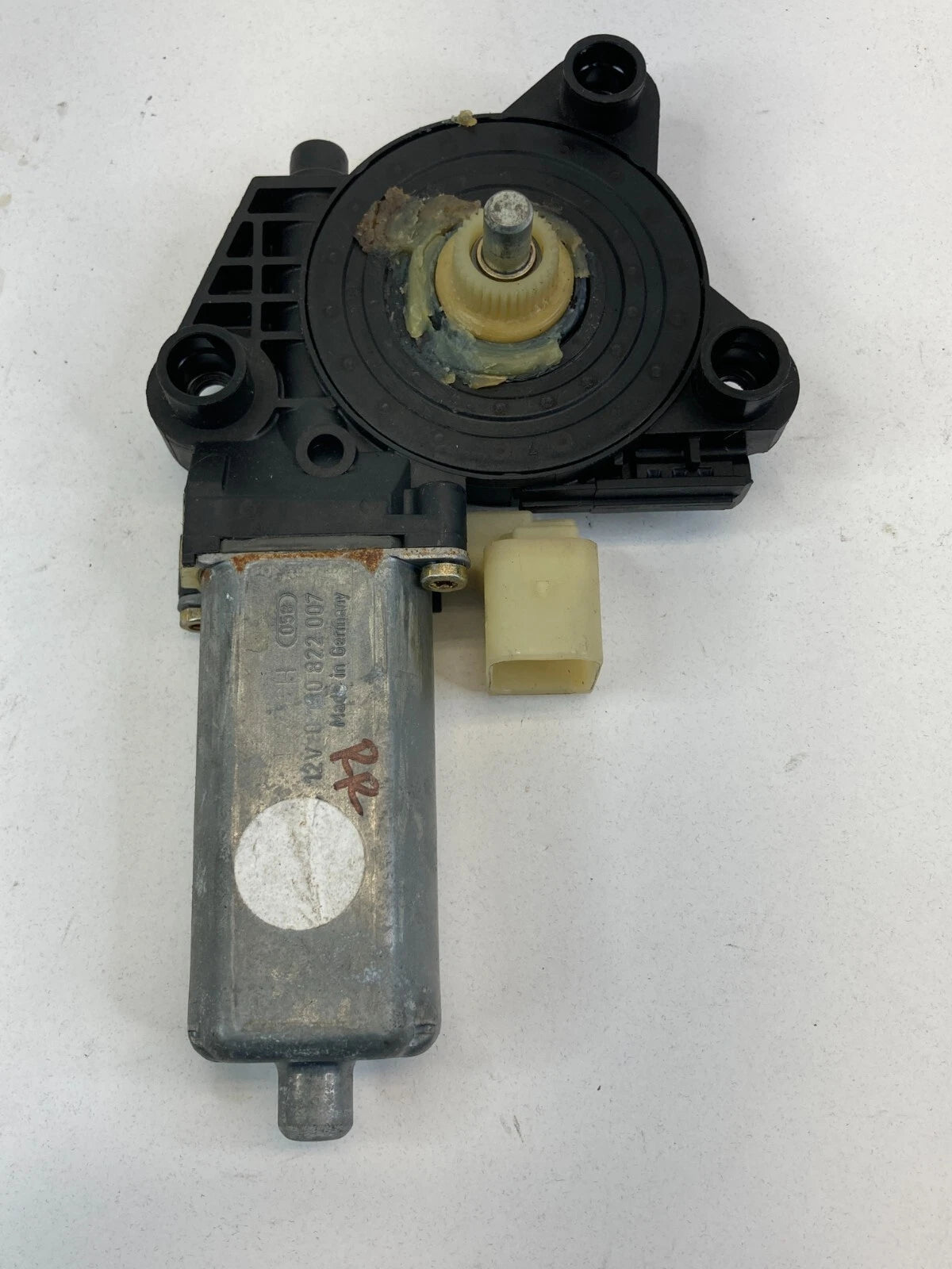 2001-2005 MERCEDES-BENZ C320 REAR RIGHT SIDE DOOR WINDOW MOTOR RR RH A2038203042