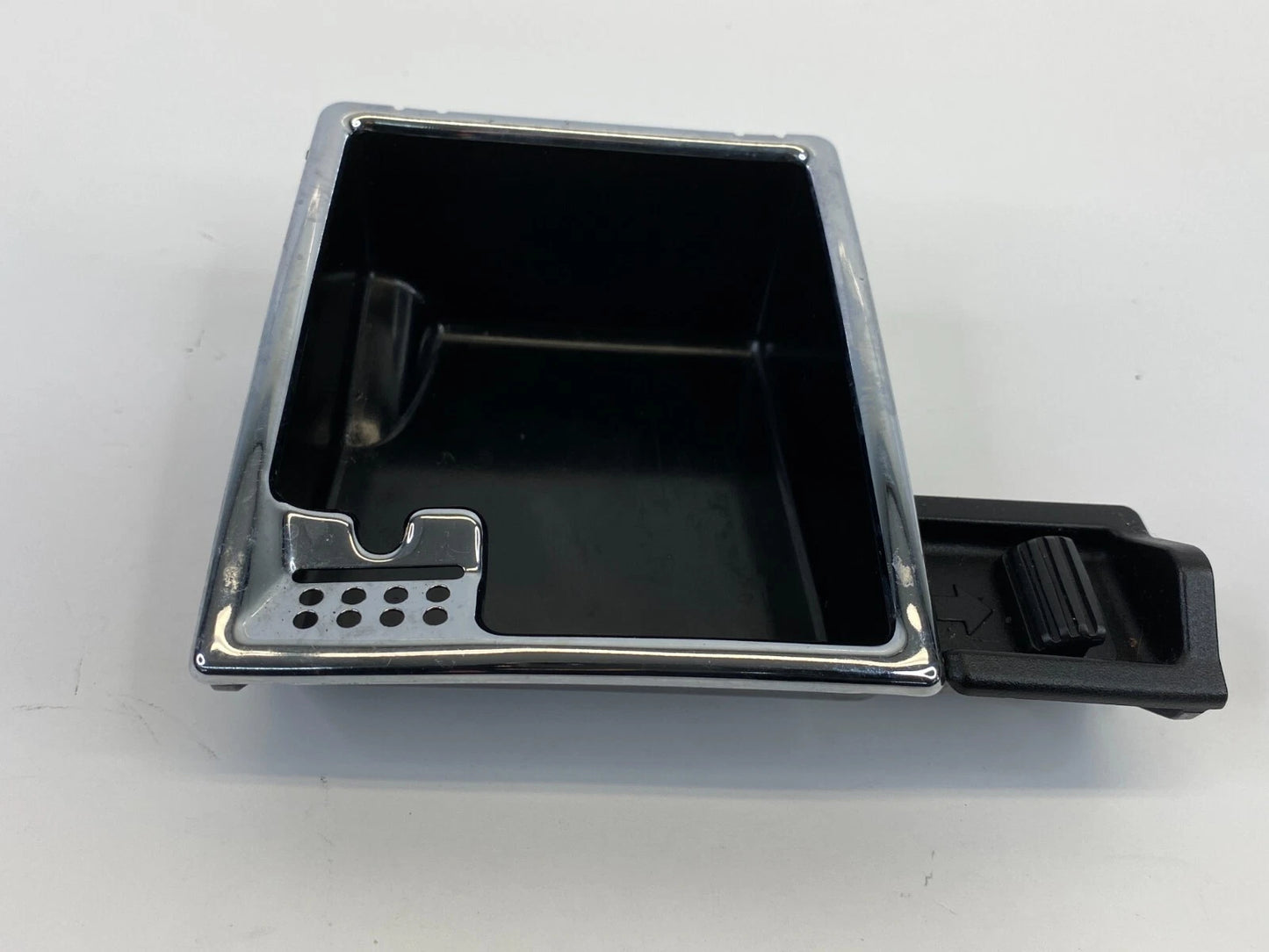 2003-2006 MERCEDES BENZ E500 FRONT CENTER CONSOLE ASHTRAY STORAGE A2118100428