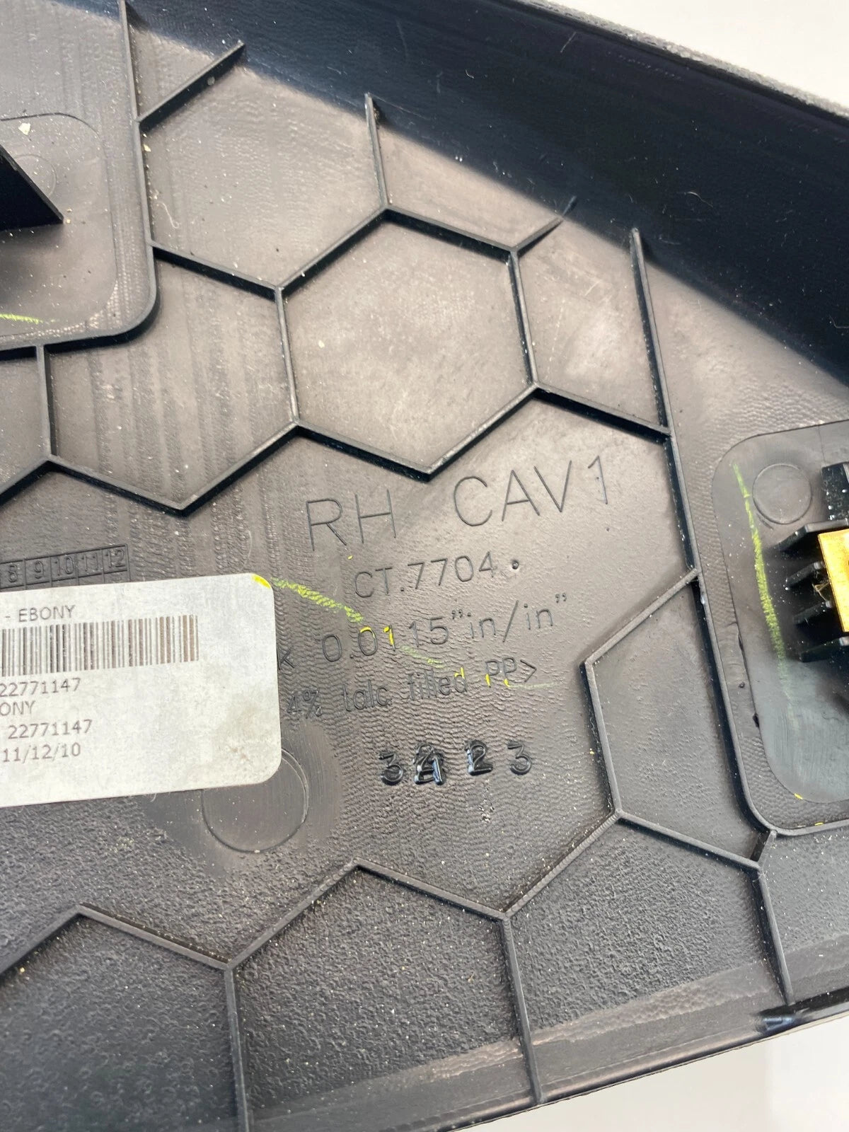 2009-2017 CHEVROLET TRAVERSE RIGHT SIDE DASH END CAP COVER TRIM PANEL 22771147