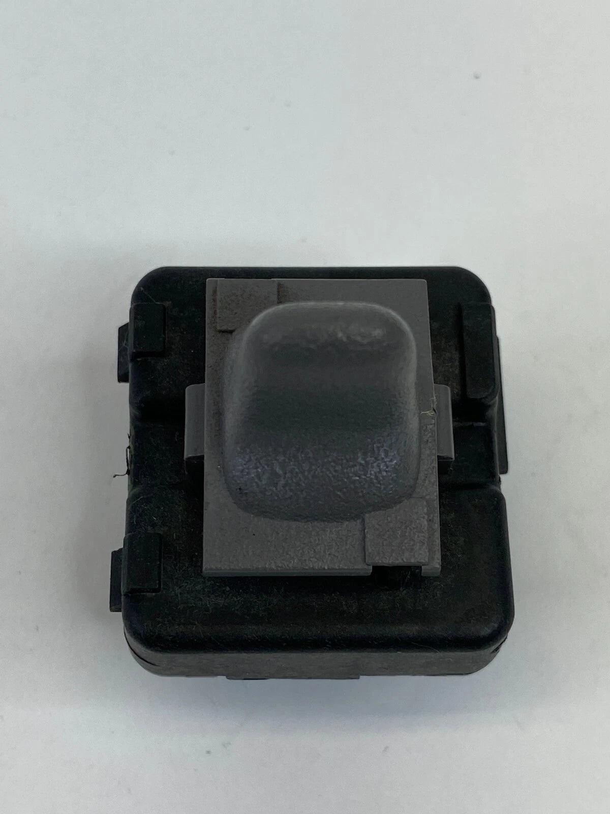 2001-2005 PONTIAC GRAND AM REAR LEFT SIDE DOOR POWER WINDOW SWITCH 22624810 OEM