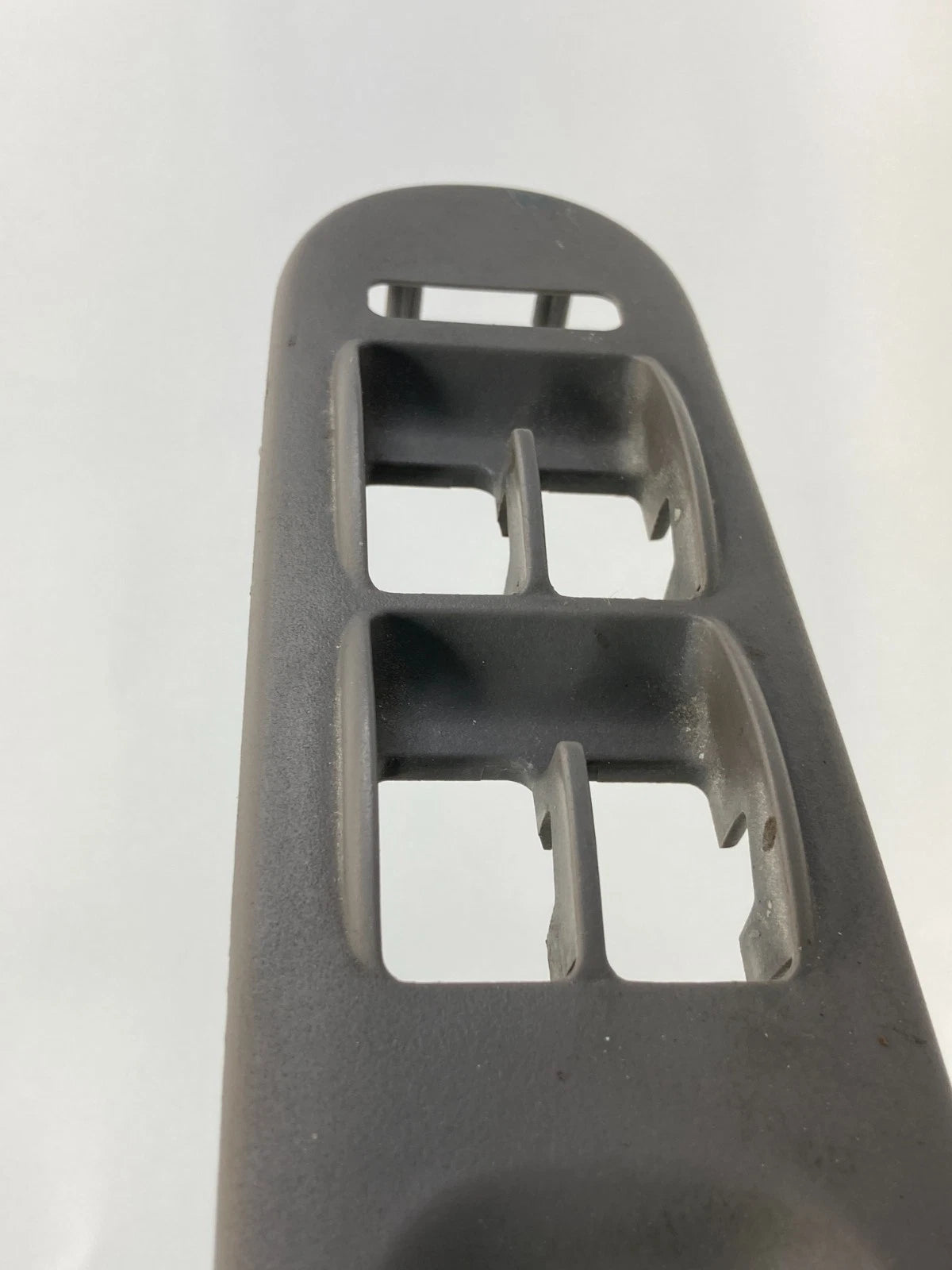 99 00 01 02 03 04 HONDA ODYSSEY FRONT LEFT MASTER DOOR WINDOW SWITCH BEZEL TRIM