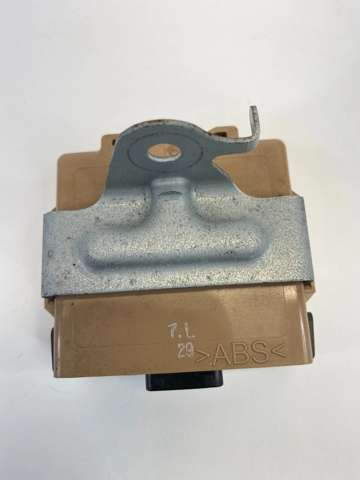 2008-2011 TOYOTA CAMRY TPMS TIRE PRESSURE MONITOR CONTROL MODULE 89769-06050 OEM