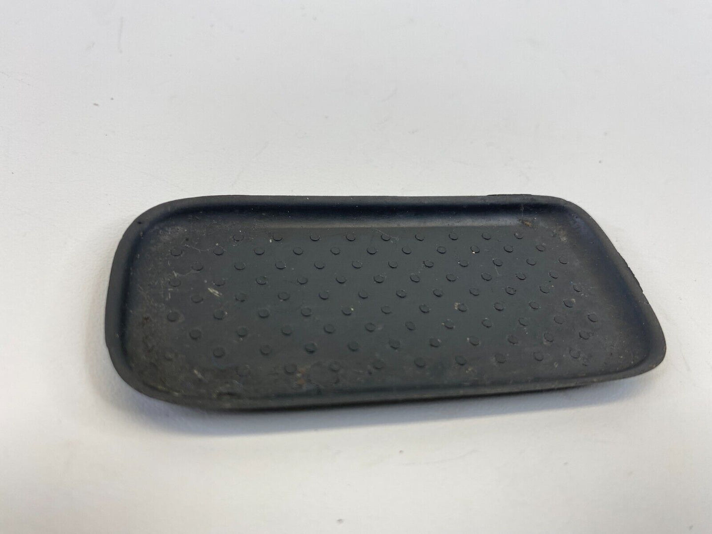 02 03 04 05 06 Toyota Camry Front Right Door Armrest Mat Liner Insert 74243AA010