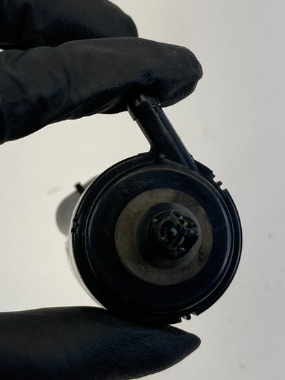 04 05 06 07 08 09 Cadillac SRX XLR Rear Winshield Wiper Washer Pump OEM