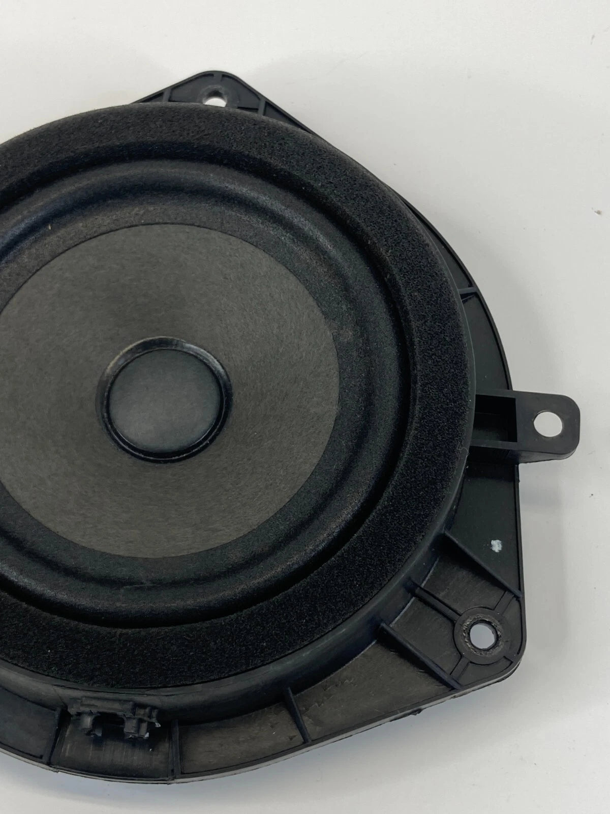 2012 2013 2014 2015 2016 2017 HYUNDAI ACCENT DOOR AUDIO SPEAKER 96330-1R000 OEM