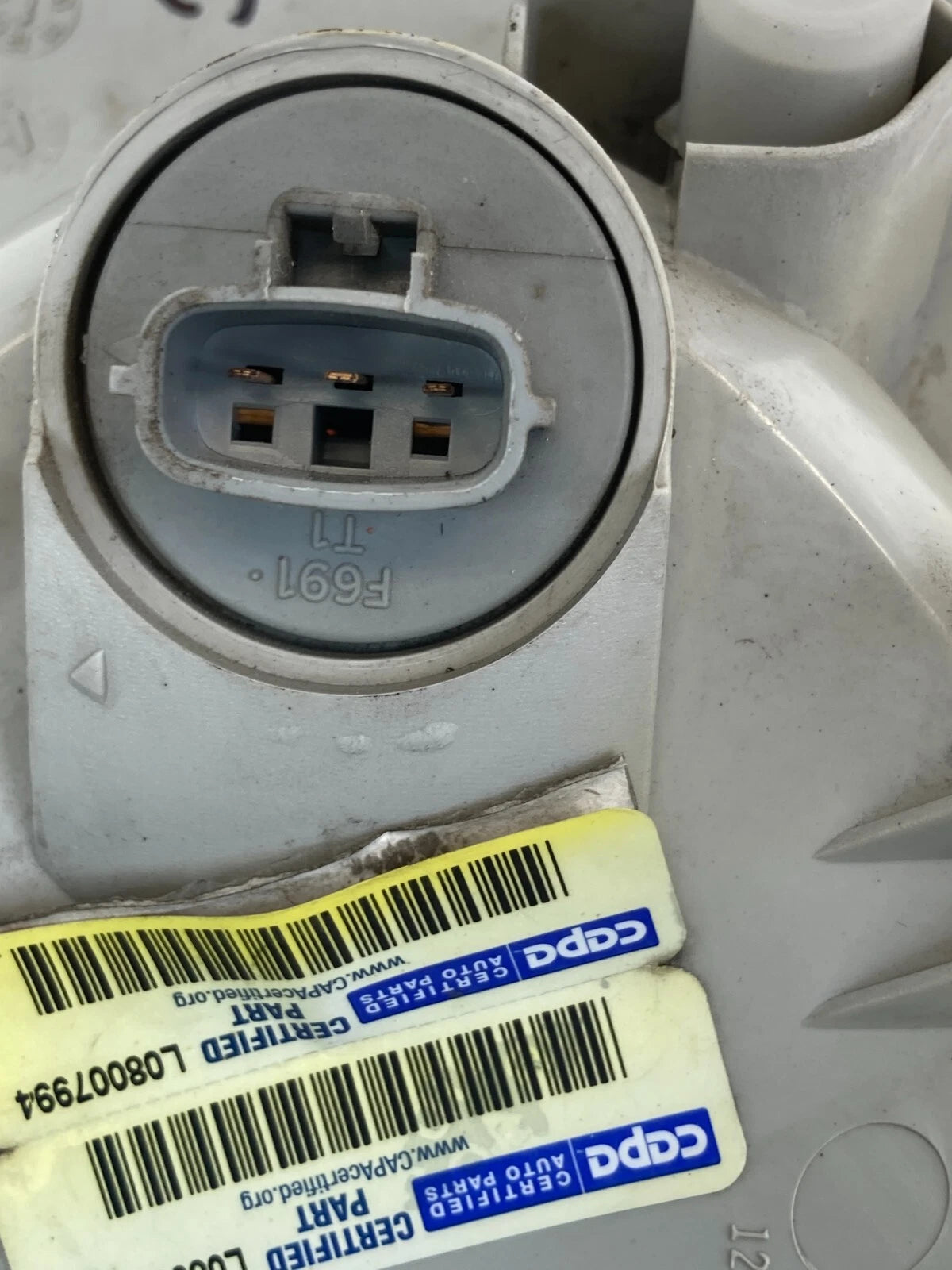 2001 2002 TOYOTA COROLLA FRONT LEFT DRIVER CORNER PARK TURN SIGNAL LIGHT LAMP