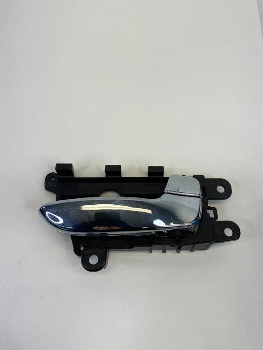 2014-2018 KIA FORTE FORTE5 REAR RIGHT INTERIOR INNER DOOR HANDLE 82623-A7000 OEM