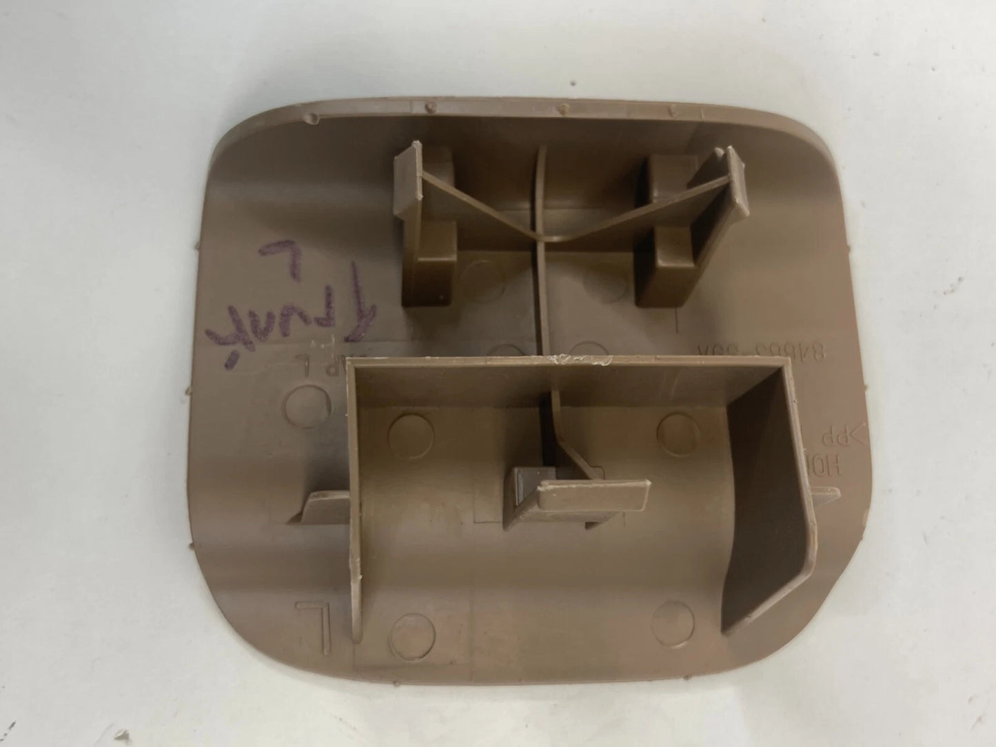 2002-2006 HONDA CR-V CRV REAR LEFT SIDE TRUNK COVER CAP LID TRIM 84663-S9A OEM