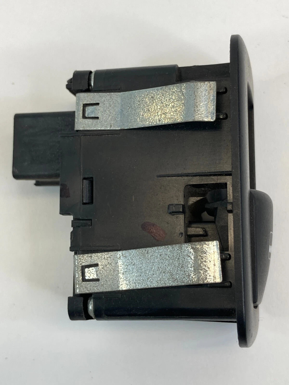 2012-2020 DODGE GRAND CARAVAN REAR RIGHT DOOR WINDOW CONTROL SWITCH 68110869AA