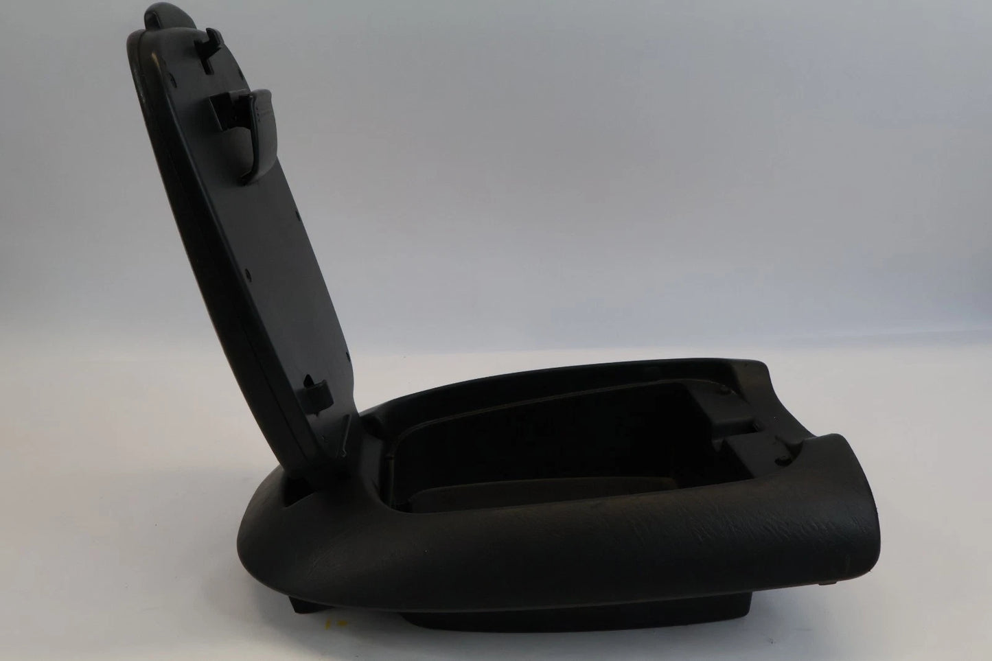 2004-2006 TOYOTA TUNDRA 01-07 SEQUOIA CENTER CONSOLE LID ARMREST STORAGE OEM