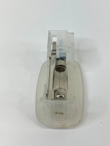 06-11 MERCEDES-BENZ ML350 FRONT RIGHT SIDE INSTRUMENT PANEL COURTESY LIGHT LAMP
