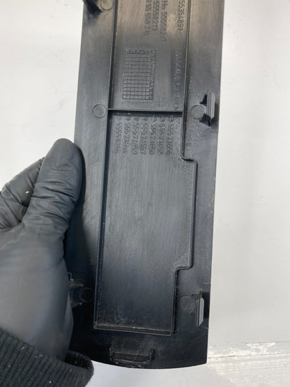 2012-2018 Chevrolet Sonic 11-15 Cruze Engine Cover Emblem Trim Panel 13103972