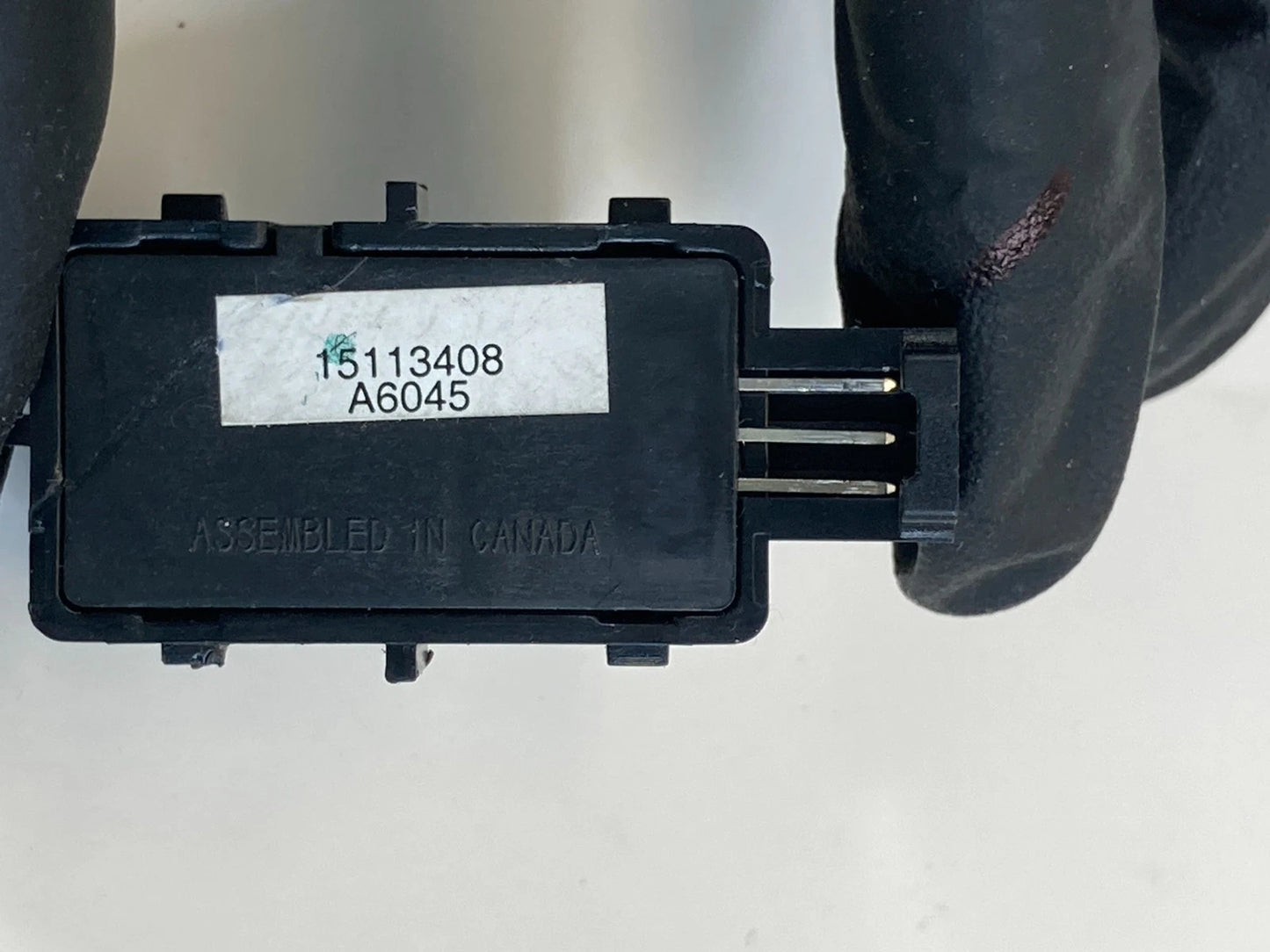07-14 GMC YUKON REAR LEFT POWER FOLDING SEAT CONTROL SWITCH BUTTON 15113408 OEM
