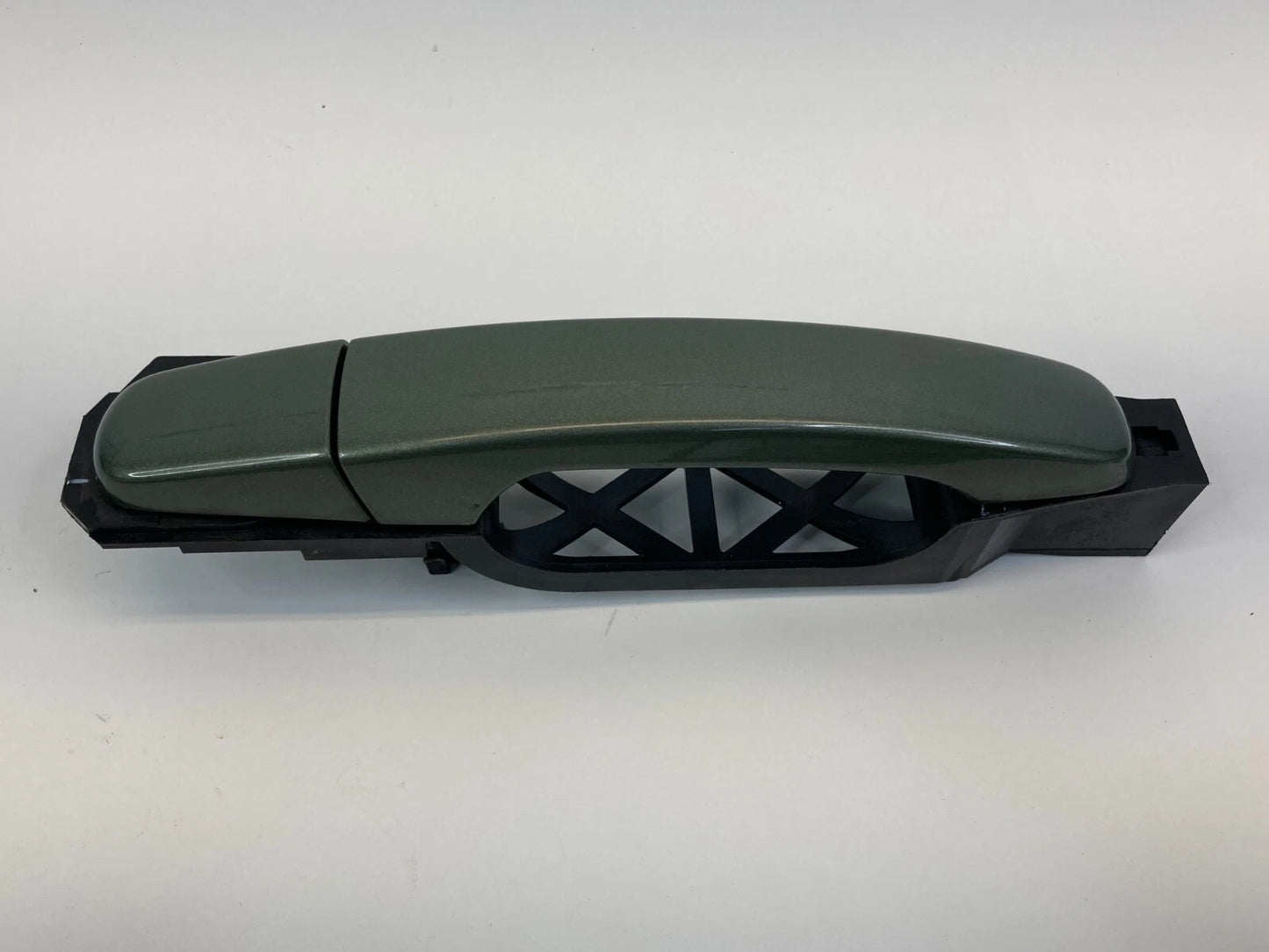 10-17 CHEVROLET EQUINOX FRONT RIGHT SIDE EXTERIOR OUTER DOOR HANDLE 15786204 OEM