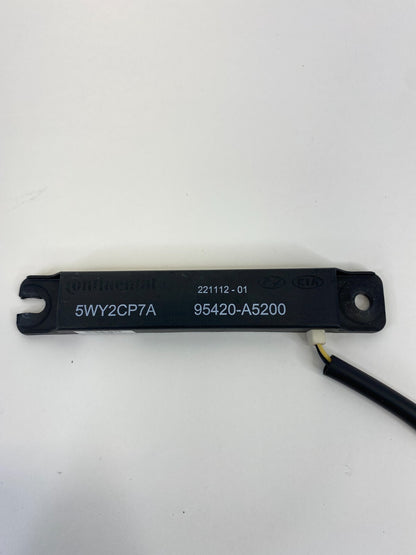 13-18 Hyundai Santa Fe Sport 2.4L Smart Key Keyless Entry Antenna 95420-A5300