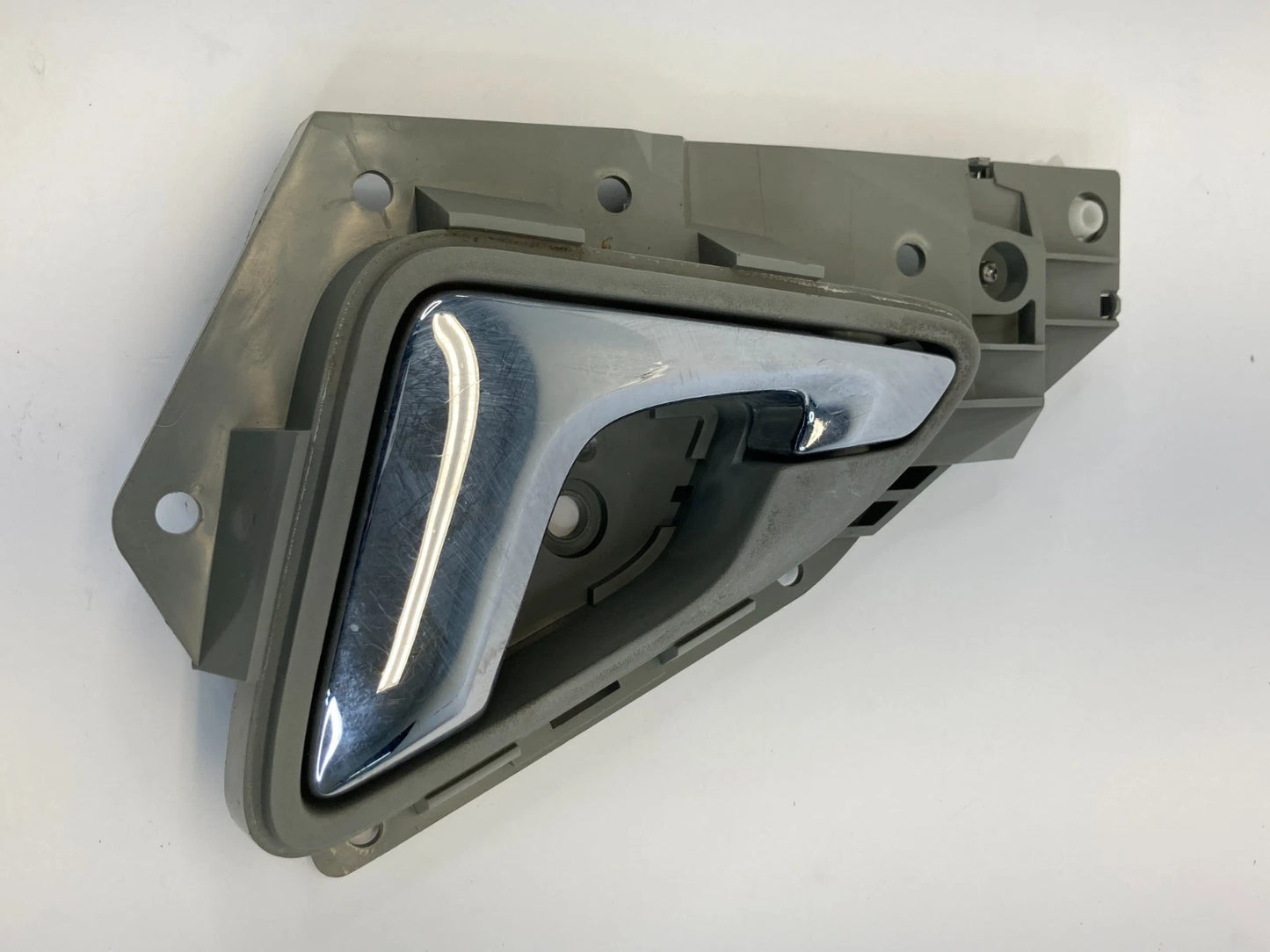 2005-2010 HONDA ODYSSEY FRONT LH DRIVER SIDE INNER DOOR HANDLE W BEZEL GRAY OEM