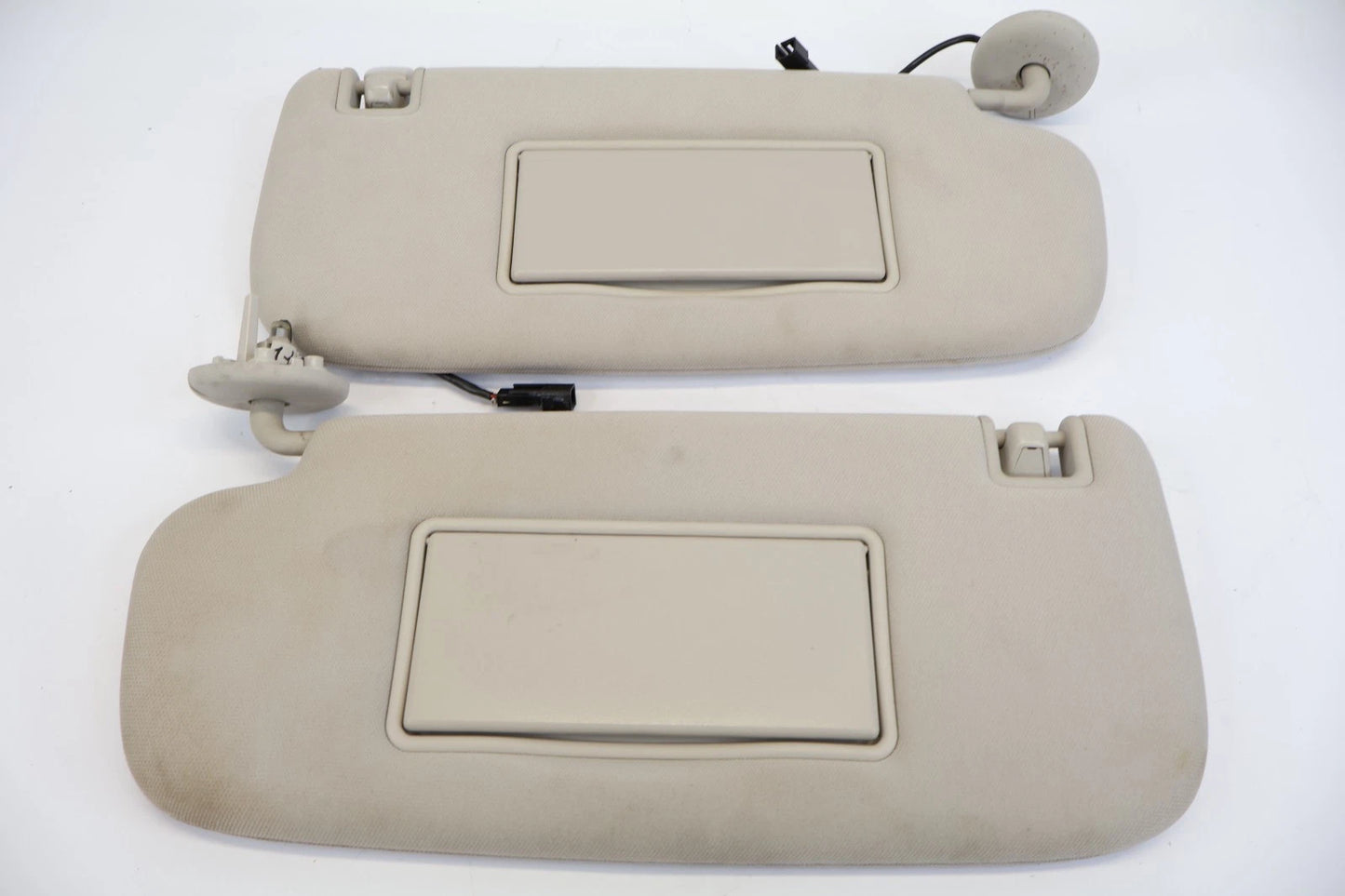 2011-2013 JEEP GRAND CHEROKEE ROOF LEFT & RIGHT SUNVISOR SUN VISOR PAIR SET OEM