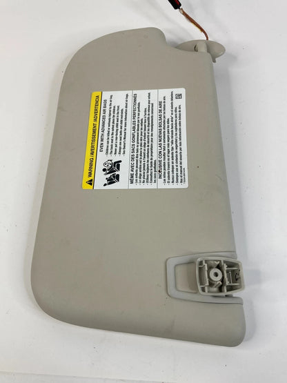 2013-2018 FORD FOCUS RIGHT PASSENGER SUNVISOR SUN VISOR W/ ILLUMINATED MIRROR