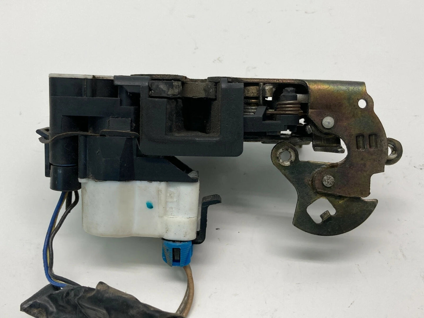 1997-2005 CHEVROLET VENTURE FRONT RIGHT DOOR LOCK LATCH RELEASE ACTUATOR OEM