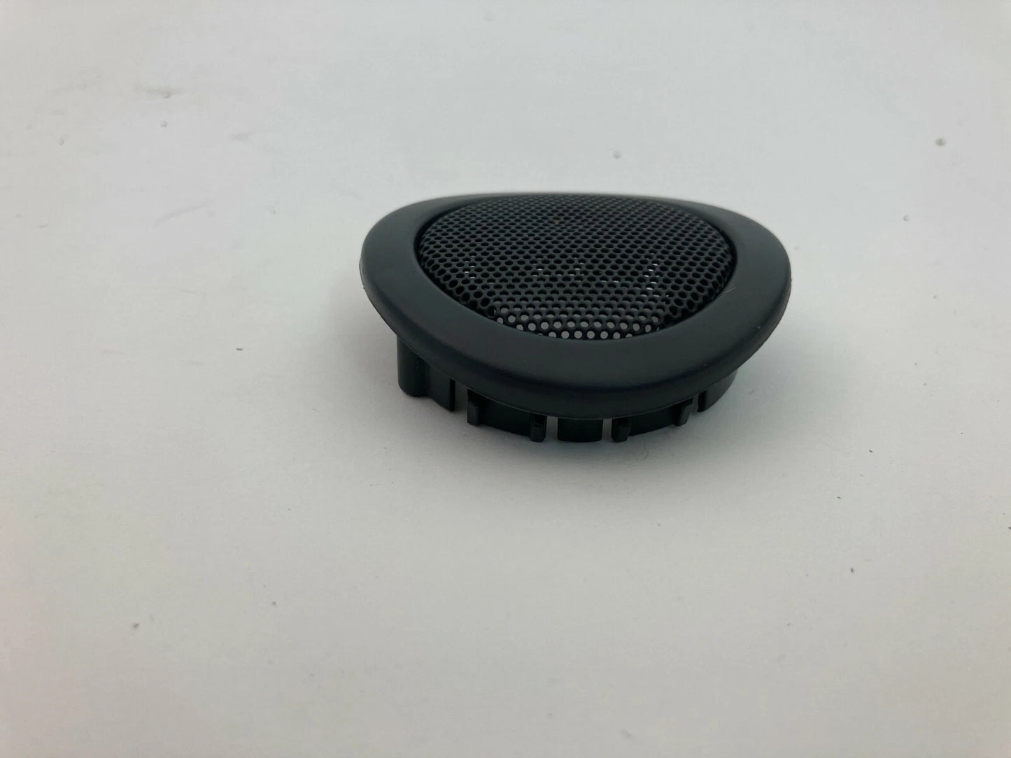 99-03 TOYOTA SOLARA RIGHT TWEETER SPEAKER COVER GRILLE BEZEL TRIM 67651-06040