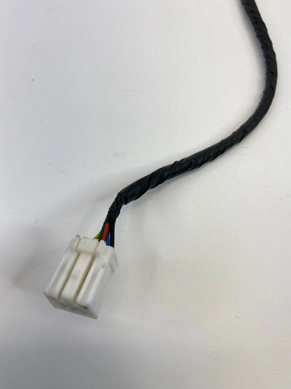 2012-2014 HYUNDAI ACCENT SEDAN REAR RIGHT SIDE TAIL LIGHT WIRE PLUG CONNECTOR
