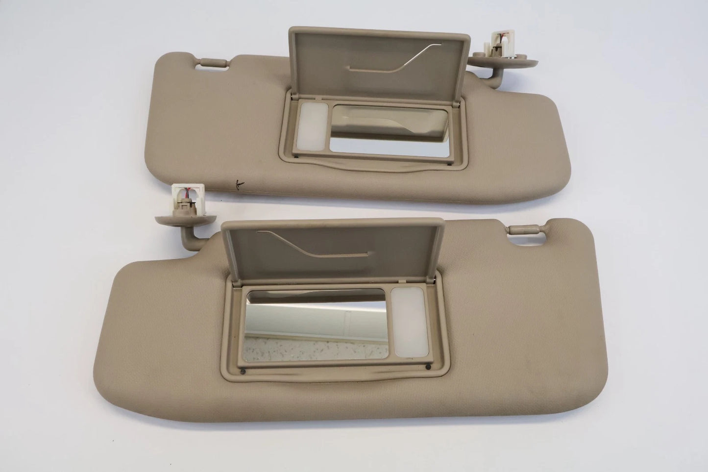 2010-2013 SUZUKI KIZASHI ROOF SUNVISOR SUN VISOR SHADE W/ MIRROR PAIR SET OEM