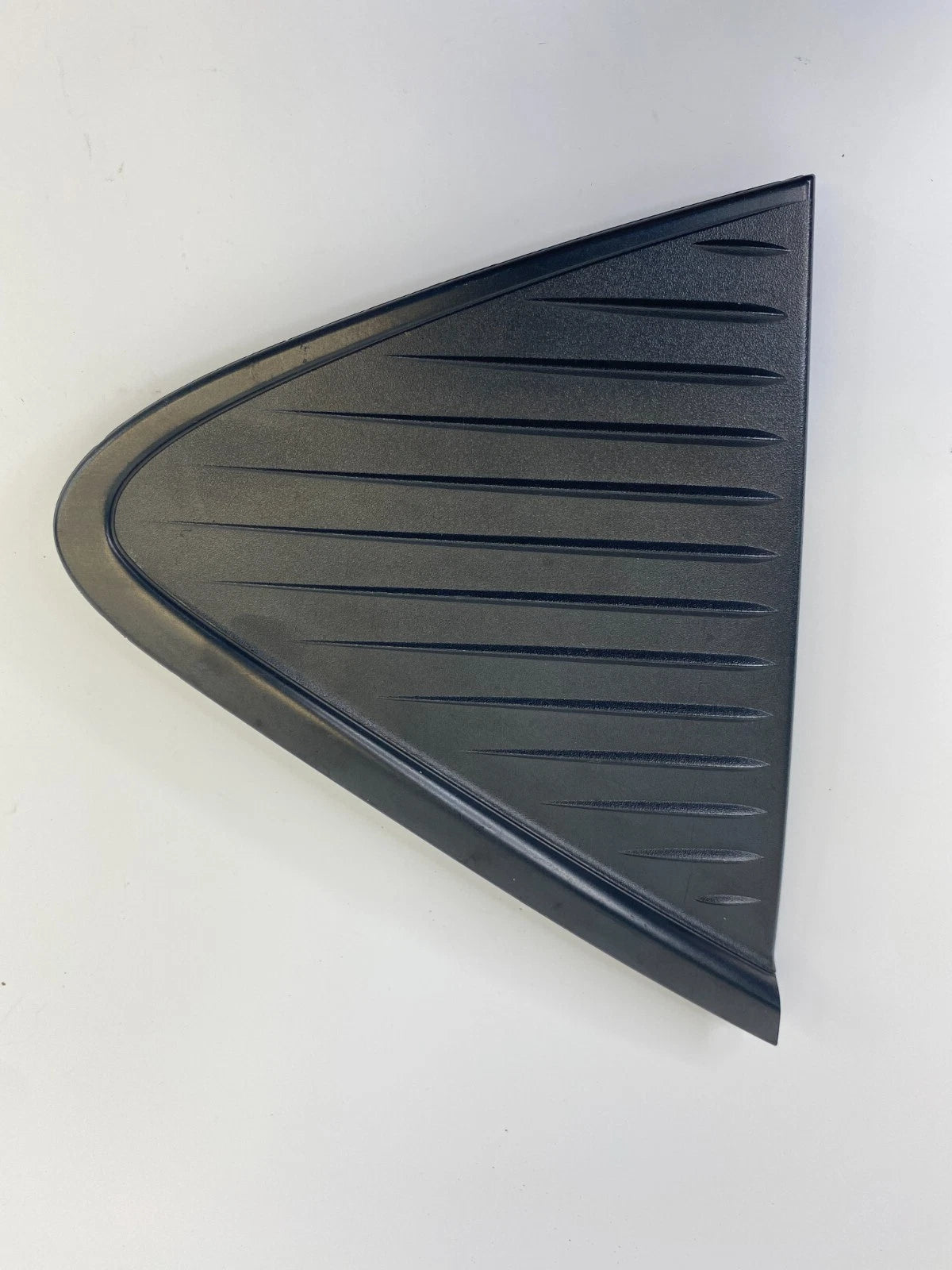 2008-2014 DODGE AVENGER RR RIGHT DOOR EXTERIOR APPLIQUE MOLDING CORNER TRIM OEM