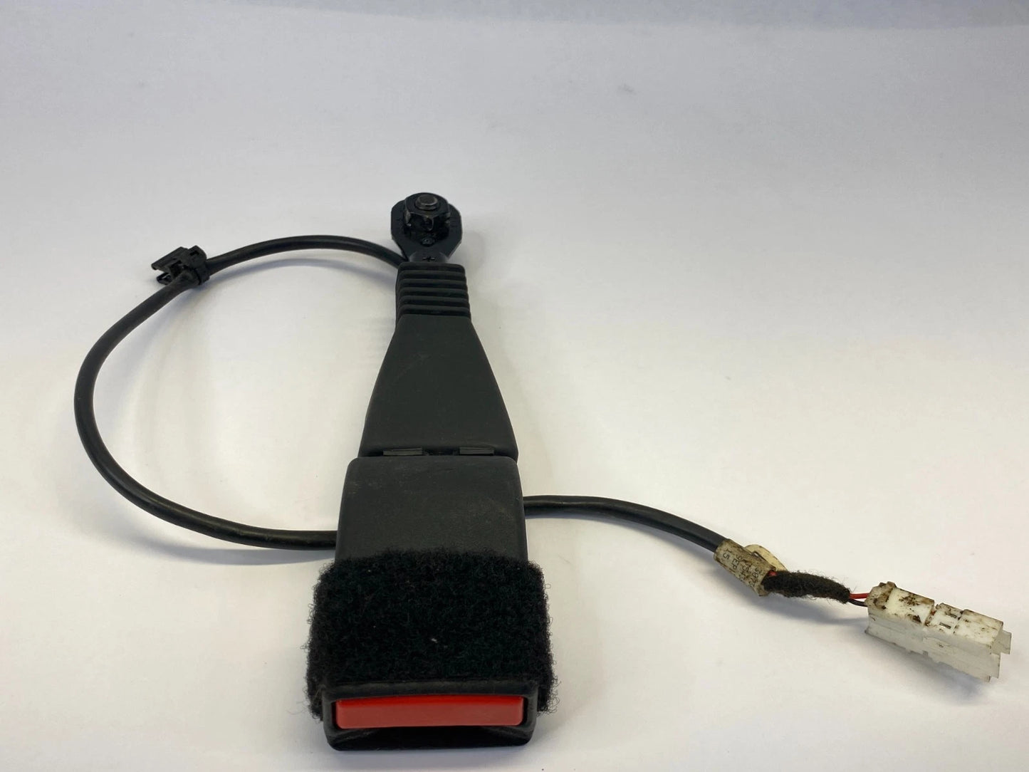 2011-2017 BMW X3 FRONT LEFT DRIVER SEAT BELT BUCKLE 7260207 OEM