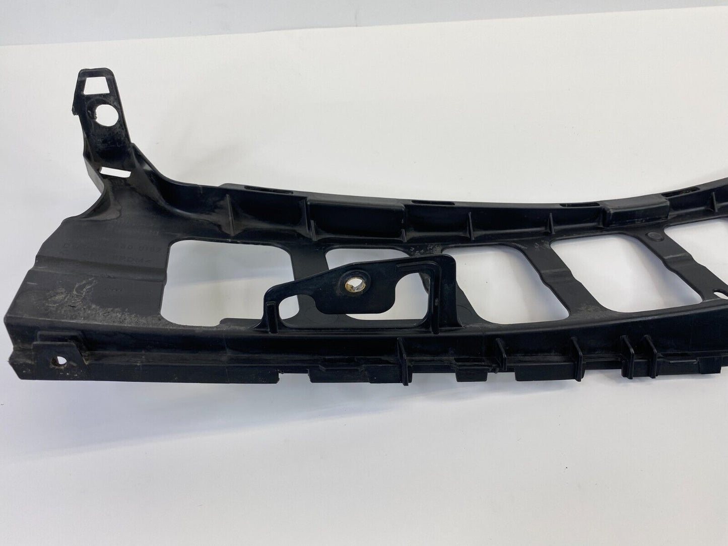 2006 Mercedes Benz CLS500 07-11 CLS550 Front Bumper Reinforcement Frame OEM