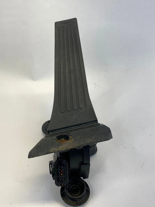 2014-2019 KIA SOUL GAS ACCELERATOR PEDAL TRAVEL POSITION SENSOR 32700-B2110 OEM
