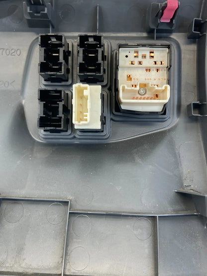 2010 2011 TOYOTA PRIUS DASH LEFT DRIVER LOWER PANEL COVER W SWITCHES 55480-47020