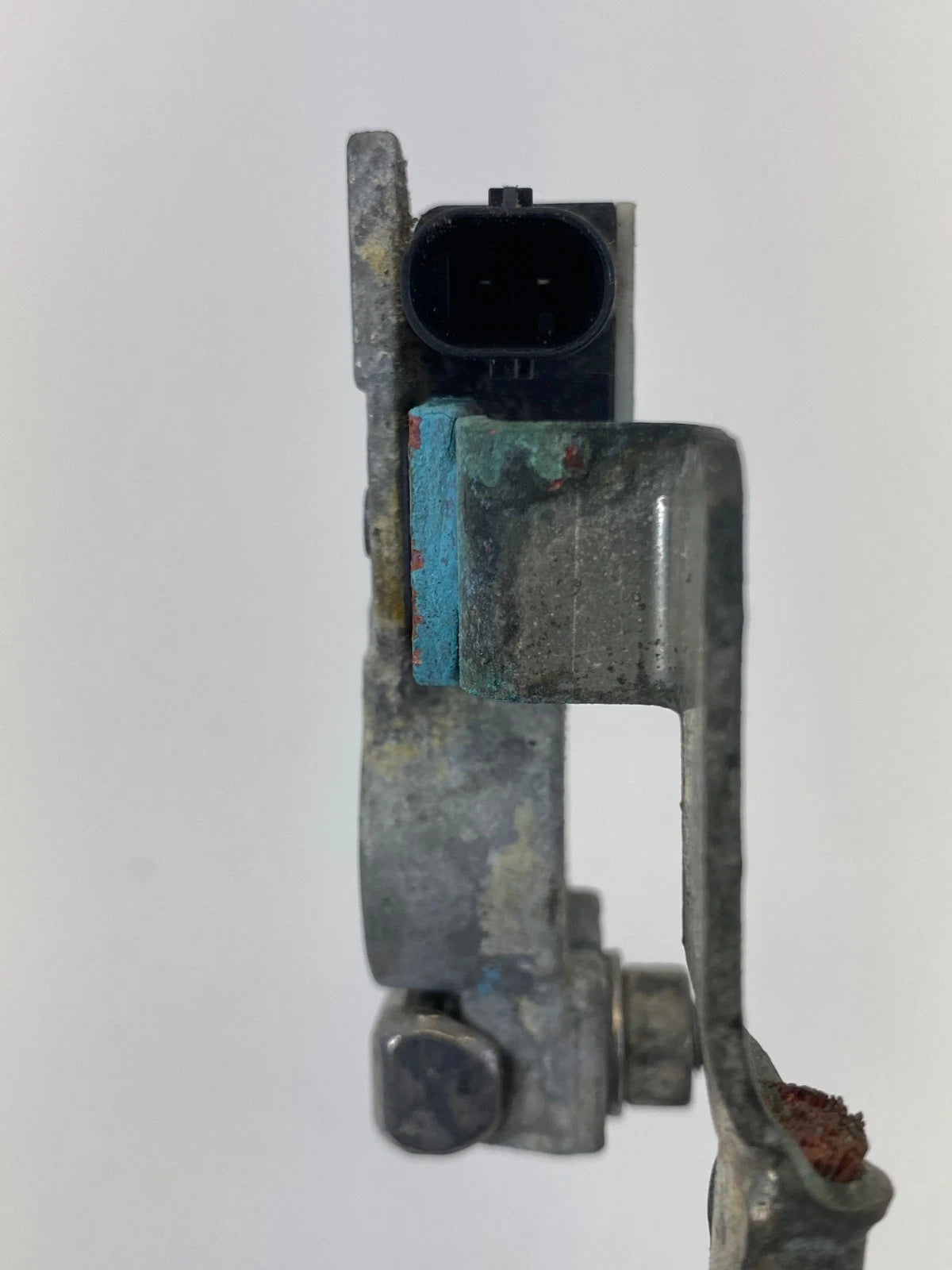 2013-2019 FORD ESCAPE 1.6L TURBO NEGATIVE BATTERY CABLE TERMINAL AV6N10C679B OEM