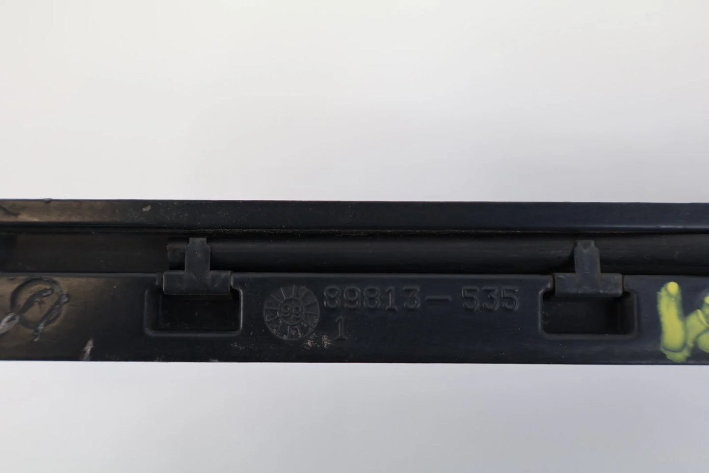 1998-2005 PONTIAC SUNFIRE FRONT WINDSHIELD WIPER ARM UNIT OEM FACTORY 89813-535