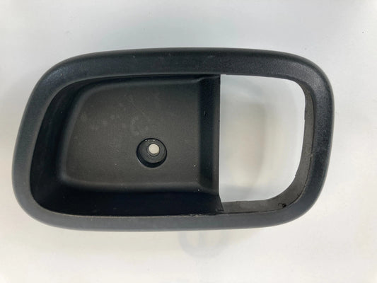 2006-2011 HYUNDAI ACCENT FRONT LEFT INTERIOR DOOR HANDLE COVER BEZEL TRIM