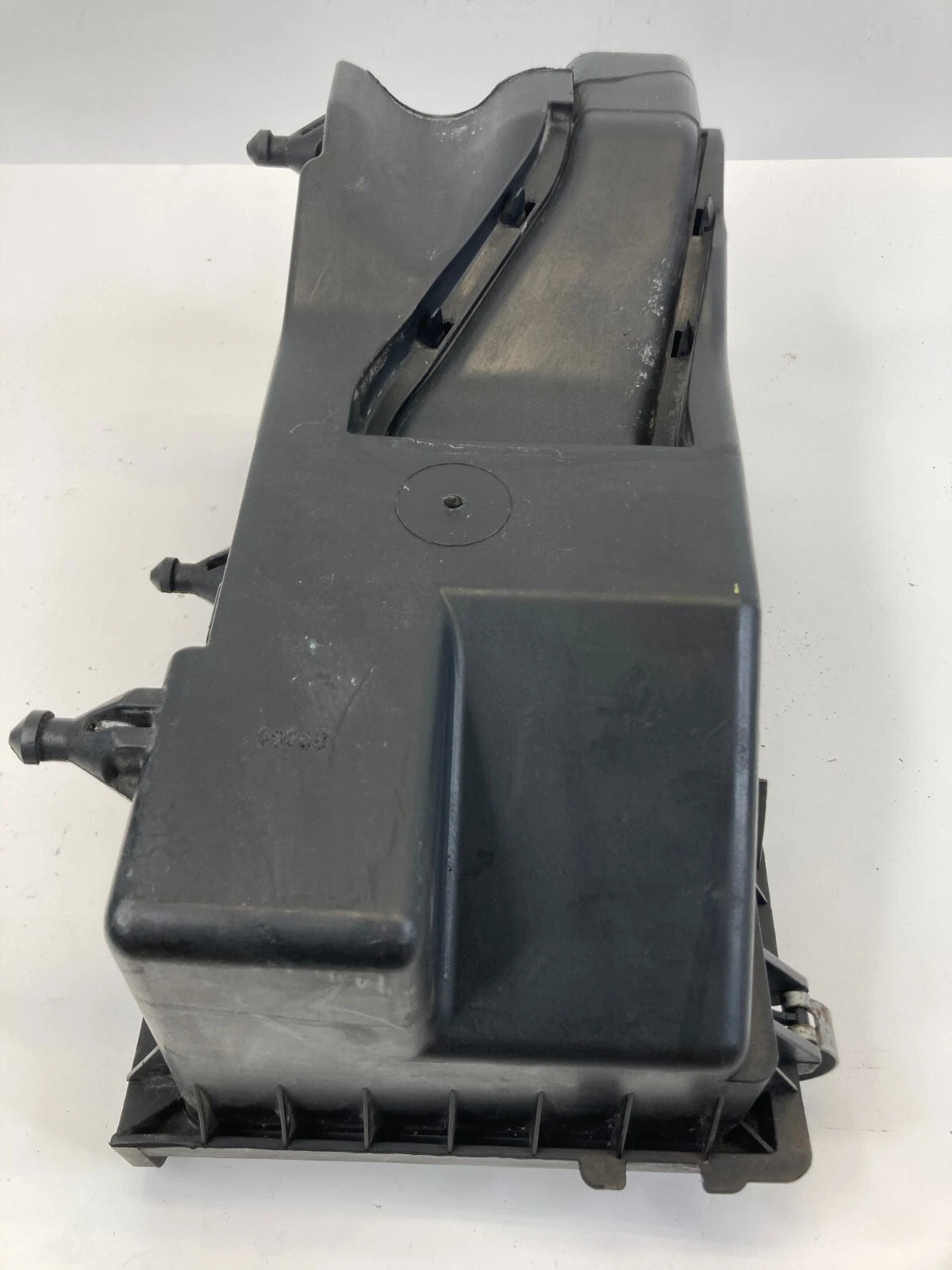 2007 2008 2009 DODGE CALIBER 2.0L L4 16V AIR INTAKE CLEANER BOX LOWER COVER OEM