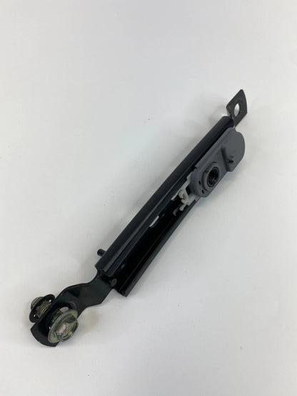 2005 2006 HYUNDAI ELANTRA FRONT RIGHT PASSENGER SEAT BELT ADJUSTER HEIGHT OEM