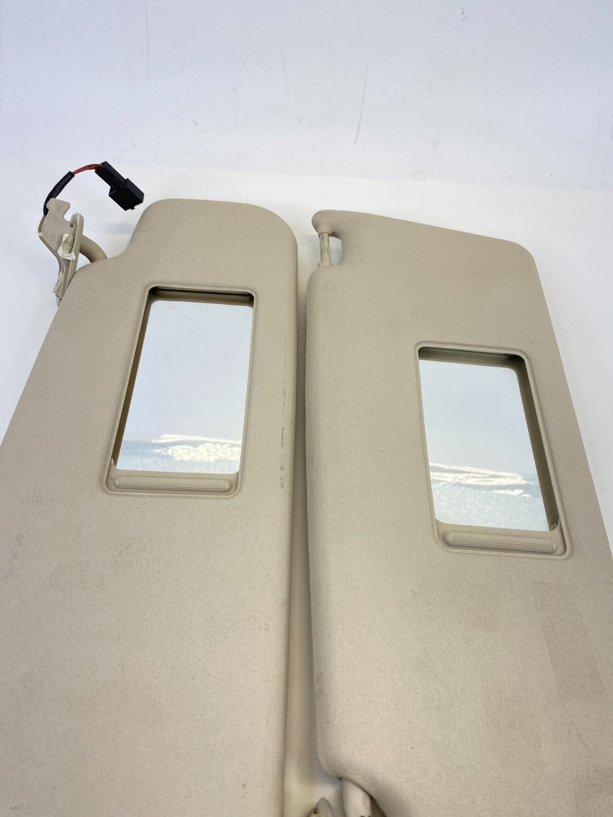 2009-2017 Volkswagen CC Roof Left & Right Sunvisor Set Sun Visor Shade OEM