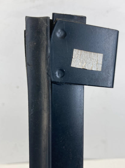 2009-2017 VOLKSWAGEN CC REAR LEFT DOOR VENT QUARTER WINDOW GLASS 3C8-845-215