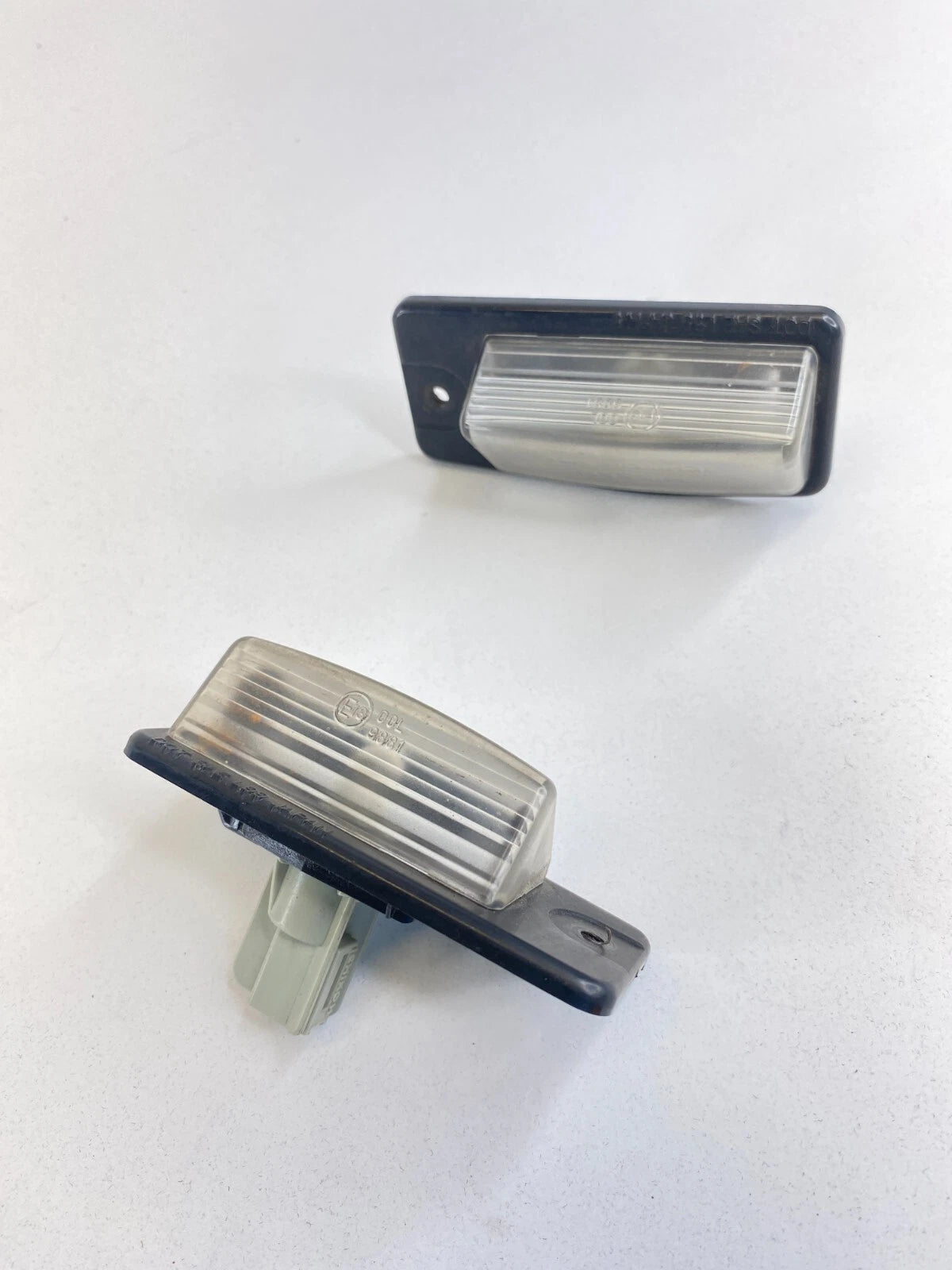 2010 2011 2012 NISSAN SENTRA SEDAN REAR LICENSE PLATE LIGHT LAMP SET PAIR OEM