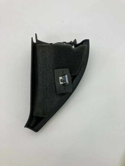 09-12 CHEVY TRAVERSE FRONT LEFT DRIVER DOOR INTERIOR INNER CORNER COVER 25868308