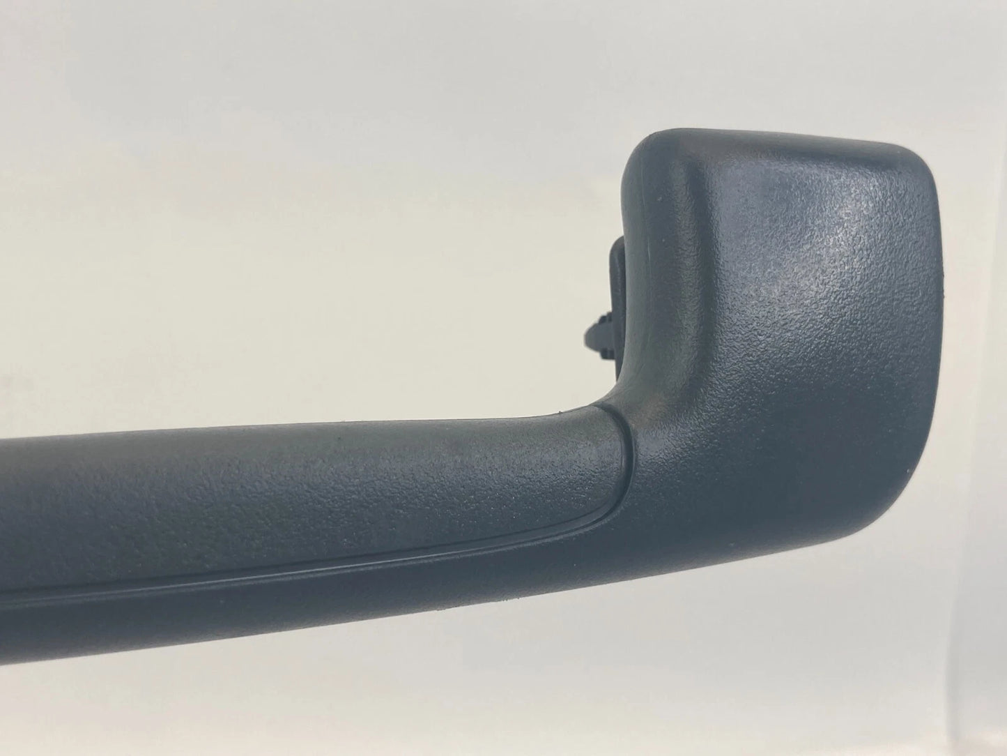 2006-2011 CADILLAC DTS REAR RIGHT SIDE ROOF INNER GRAB GRIP HANDLE ASSIST OEM