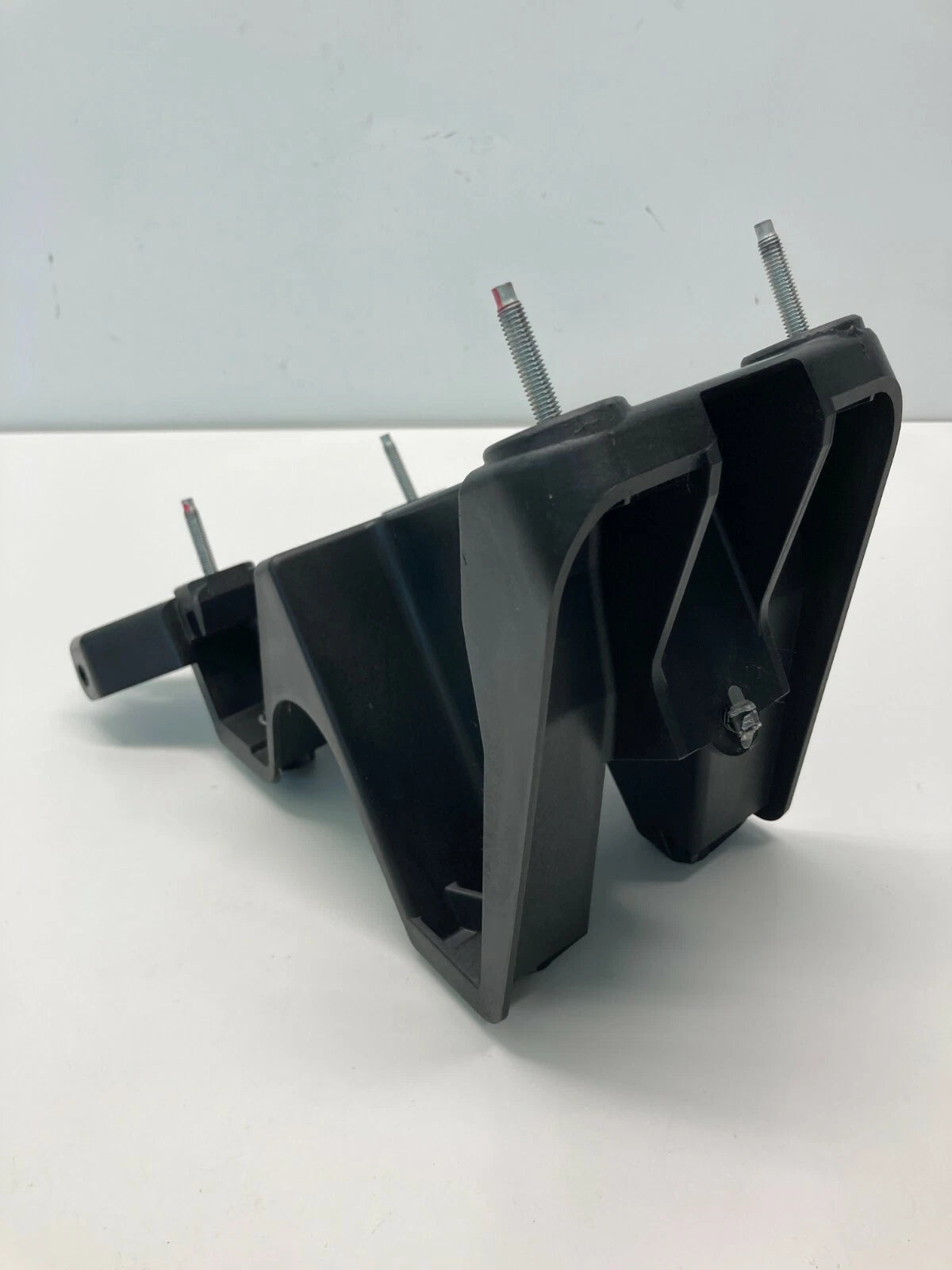 2009 DODGE JOURNEY A/T AUTOMATIC TRANSMISSION SHIFTER MOUNT BRACKET 04766406AC
