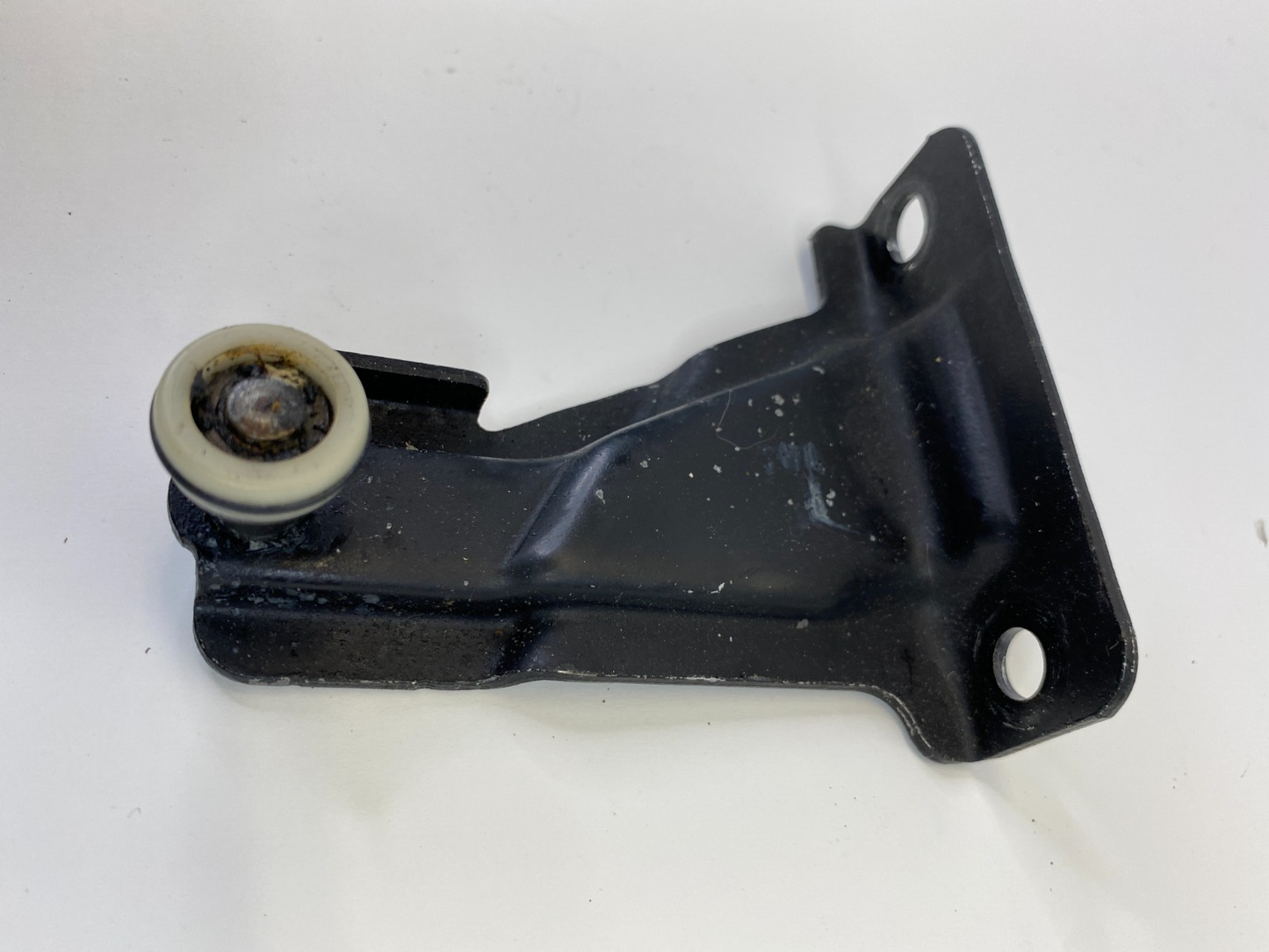 2005-2010 Honda Odyssey Rear Left Sliding Door Upper Roller Bracket OEM