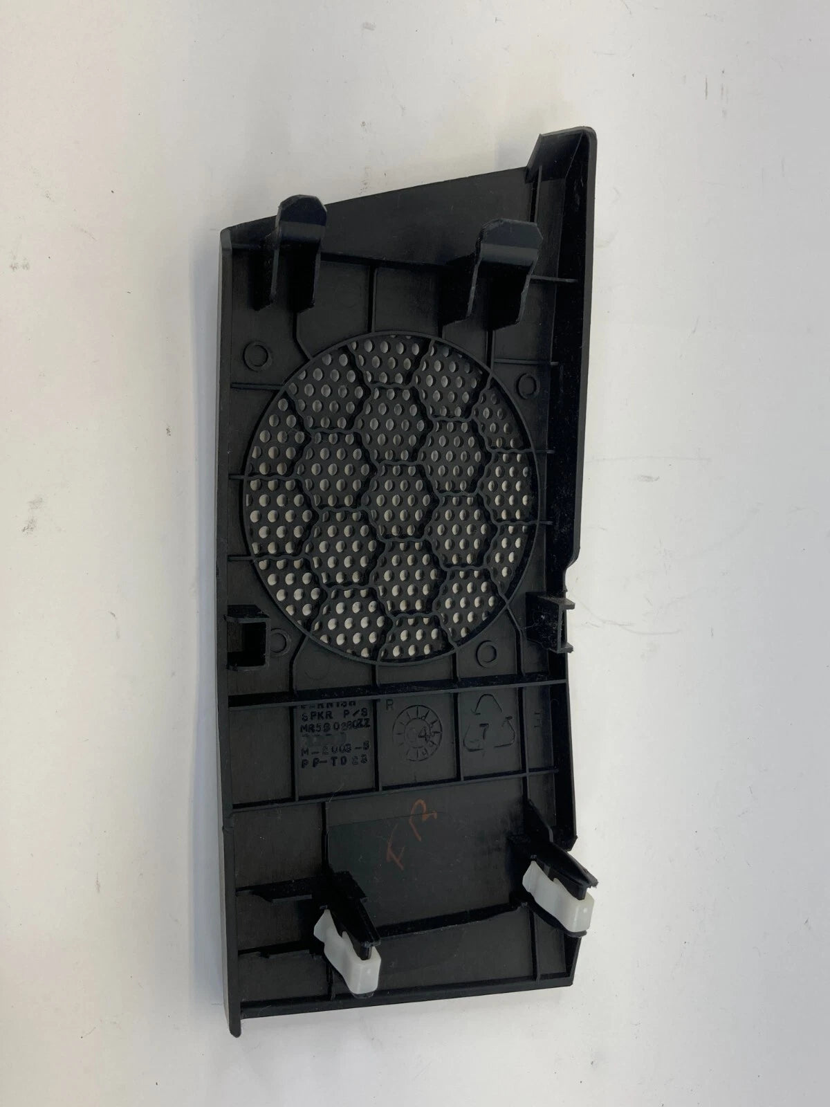 2004-2012 MITSUBISHI GALANT FRONT DASH RIGHT SIDE SPEAKER GRILLE MR590280ZZ OEM