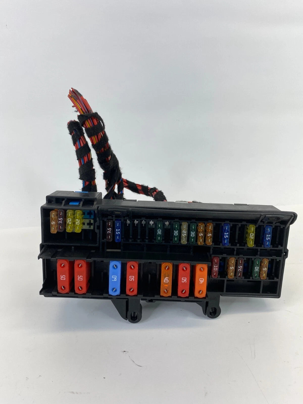 02-05 BMW 745I 745LI DASH RIGHT SIDE FUSE RELAY POWER DISTRIBUTION BOX 69005820
