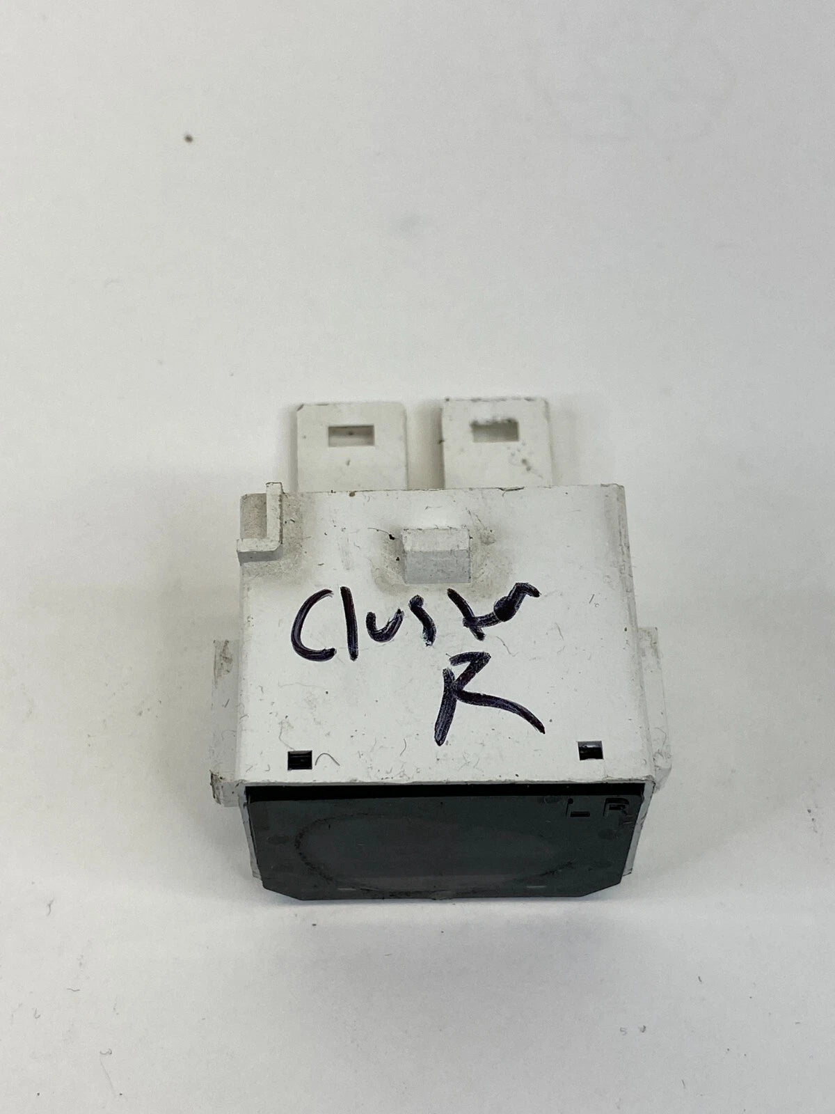 1998-2005 LEXUS GS300 RIGHT SIDE DASH TURN SIGNAL INDICATOR LIGHT LAMP OEM