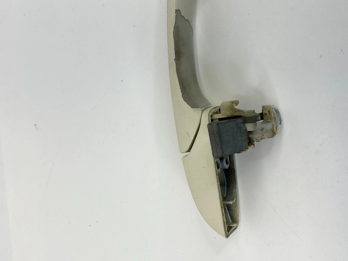 2005-2010 CHRYSLER 300 FRONT LEFT DRIVER SIDE EXTERIOR OUTER DOOR HANDLE OEM